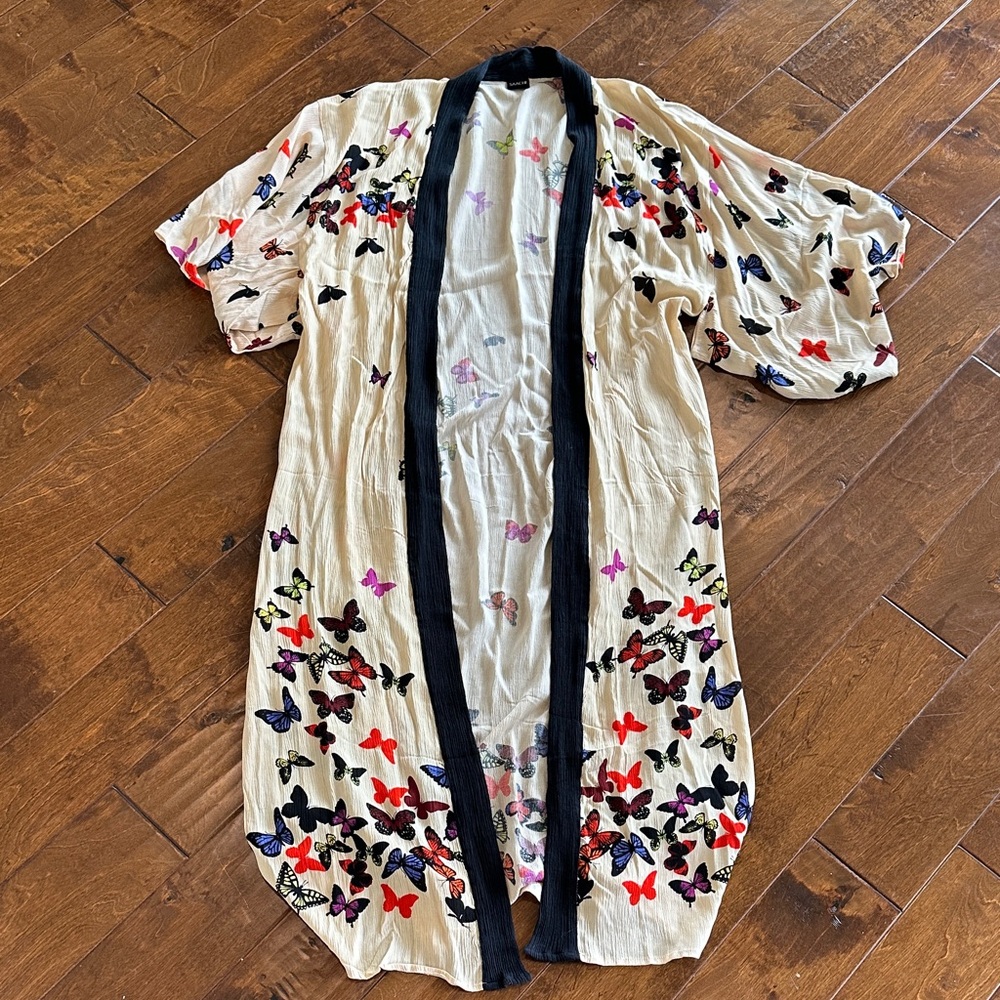 SAACHI White Butterfly Print Kimono with Black Trim